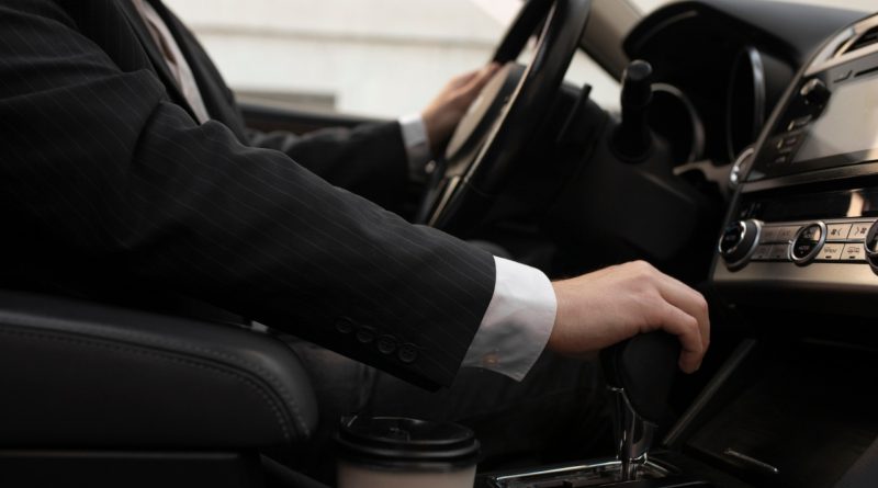 Réussir sa reconversion professionnelle : devenir chauffeur VTC