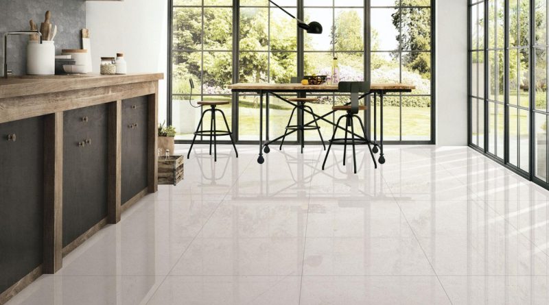 Carrelage et lumière : comment jouer avec les reflets pour agrandir vos espaces ?