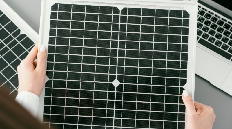 Les avantages des onduleurs solaires intelligents pour une gestion énergétique innovante