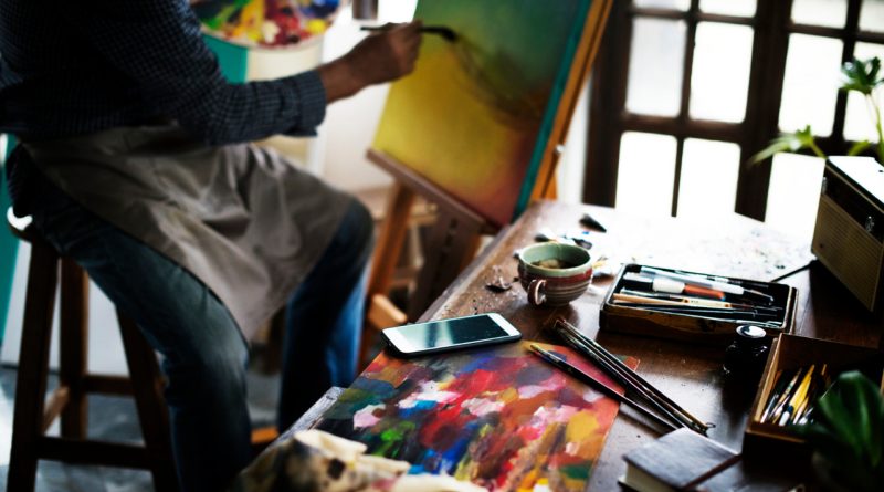 Art et design : comment se former pour réussir dans un univers compétitif ?