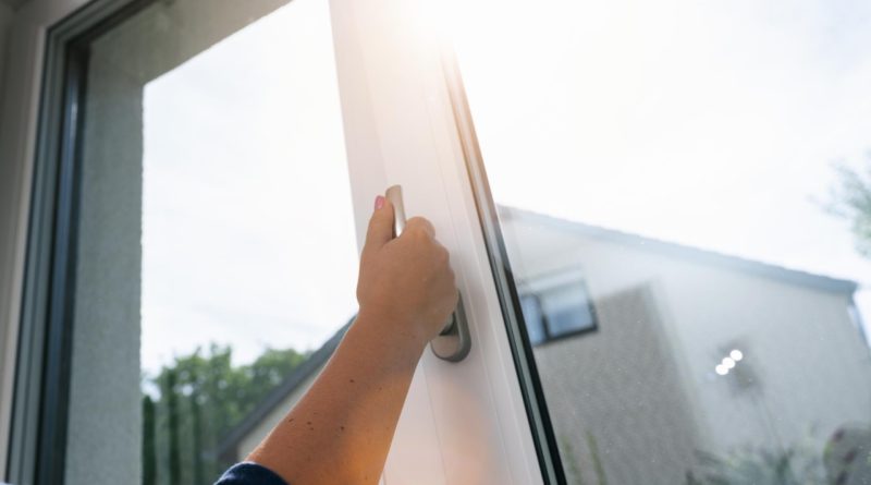 Fenêtres à Parthenay : des solutions sur mesure et abordables pour tous les projets