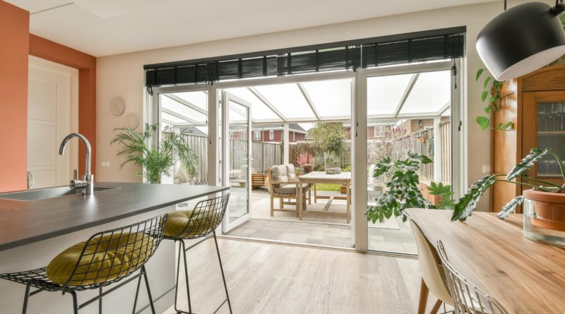 Créer un espace détente ou bureau avec votre véranda à Reims