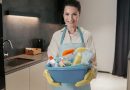 Les 5 critères essentiels pour trouver une aide-ménagère de confiance