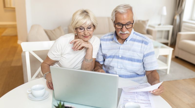Senior et crédit immobilier : conseils pour choisir une assurance emprunteur vraiment adaptée